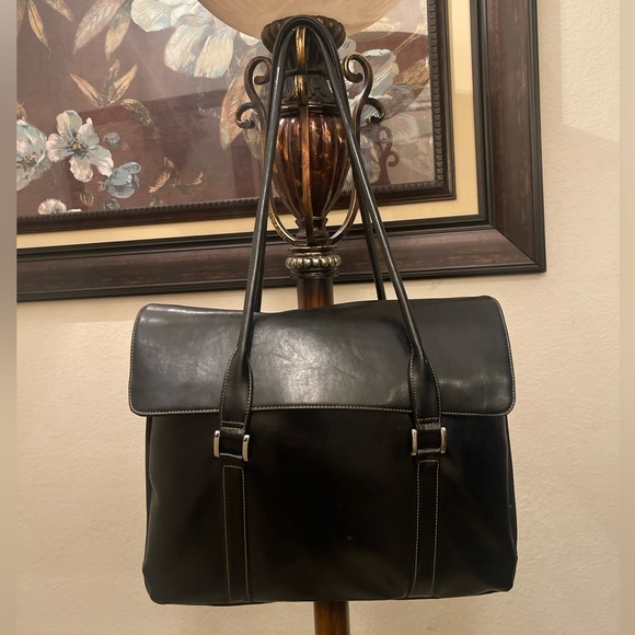 Buxom Handbags - Buxton please check all picture of condition